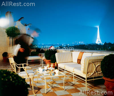 Hotel De Crillon 26